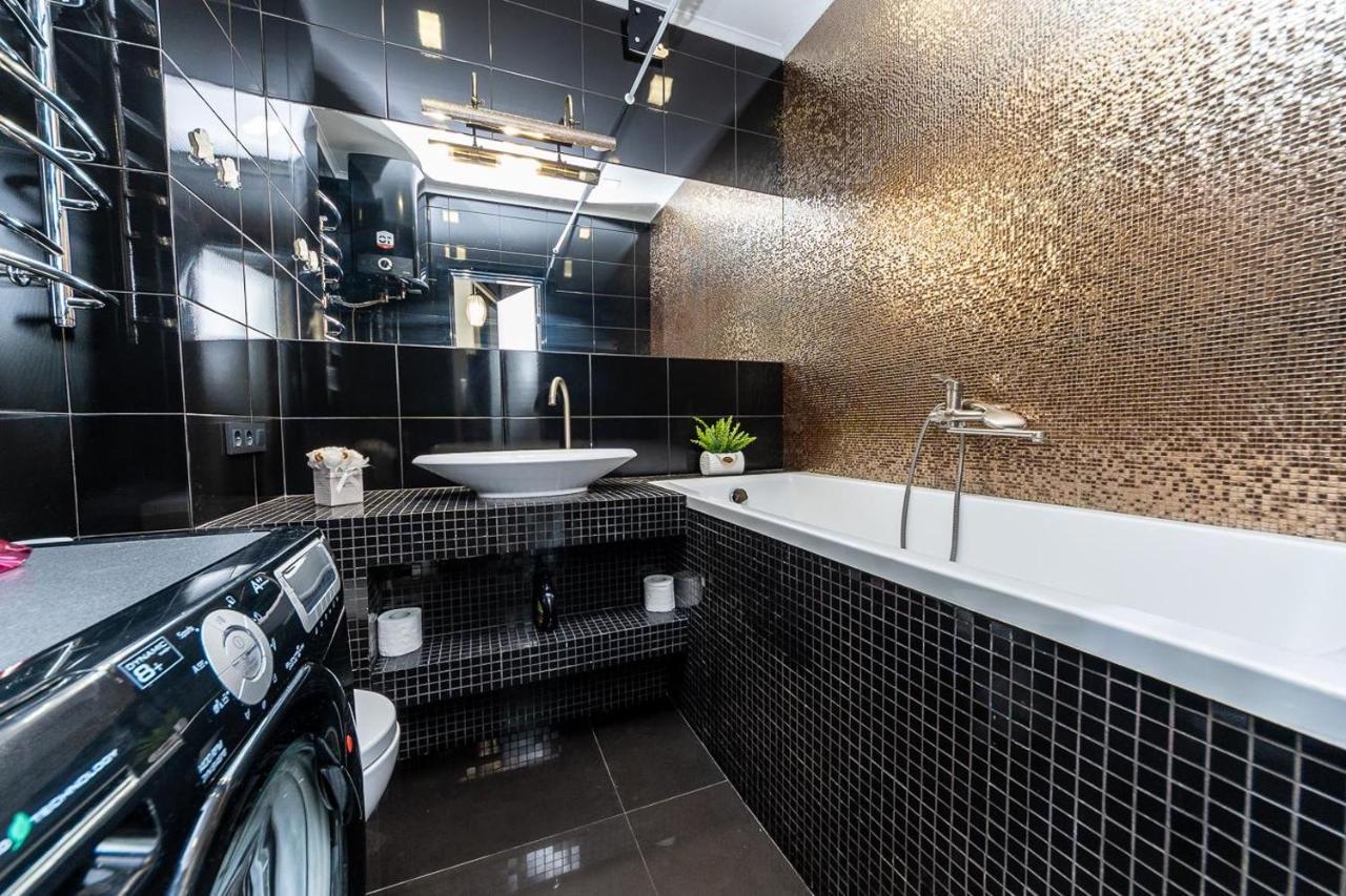 Fashionable Panoramic Apartments Dnieper. Obolon Kiev Ngoại thất bức ảnh