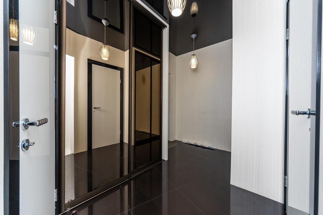 Fashionable Panoramic Apartments Dnieper. Obolon Kiev Ngoại thất bức ảnh